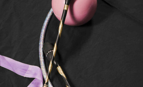 Πώς να διαλέξεις strap-on χωρίς να νιώθεις ότι ψωνίζεις… καναπέ από το ΙΚΕΑ 2 site
